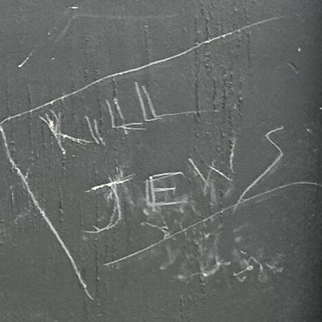Kill Jews scrawled on a wall in London